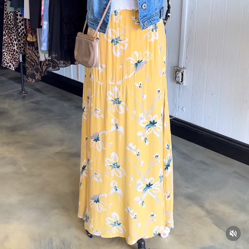 Yellow long skirt